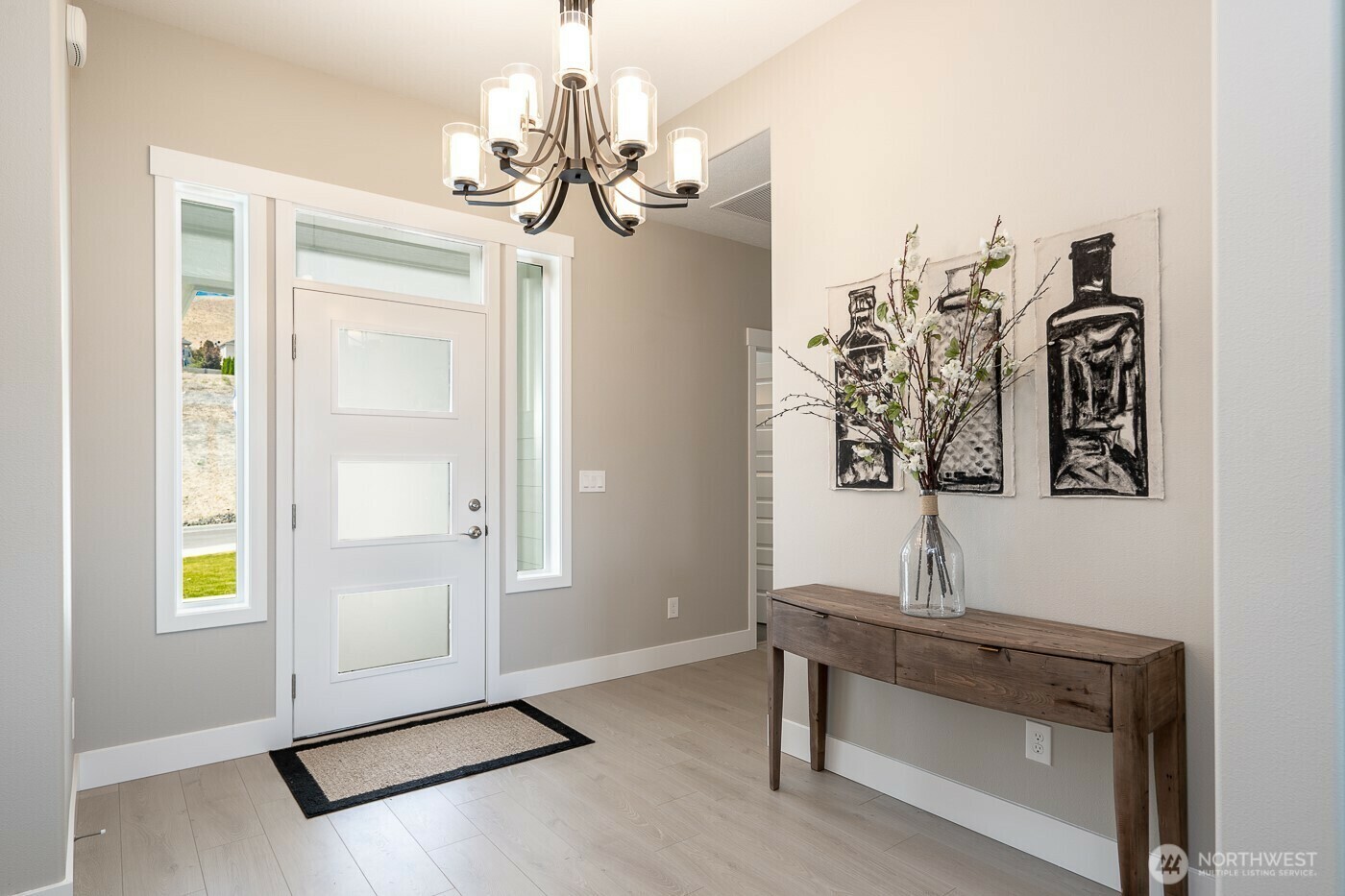 Property Photo: 1196 8th Avenue NE WA 98823