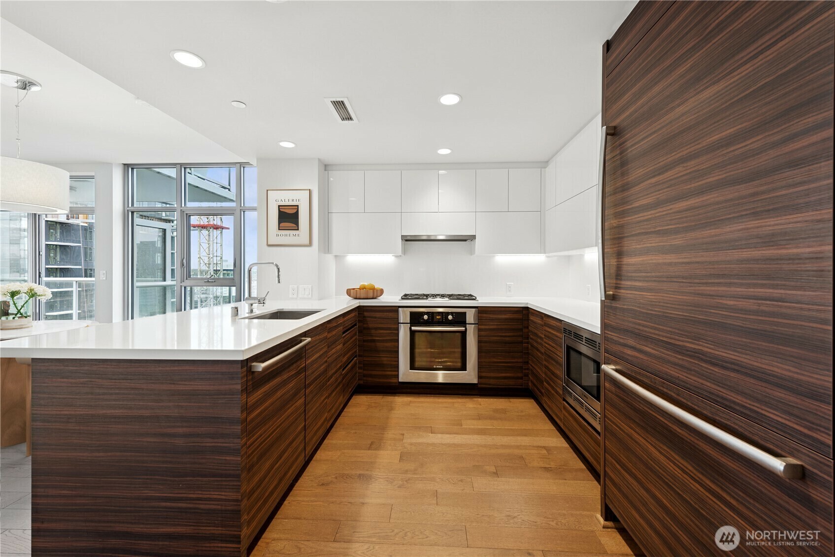 Property Photo: 588 Bell Street 2702S WA 98121