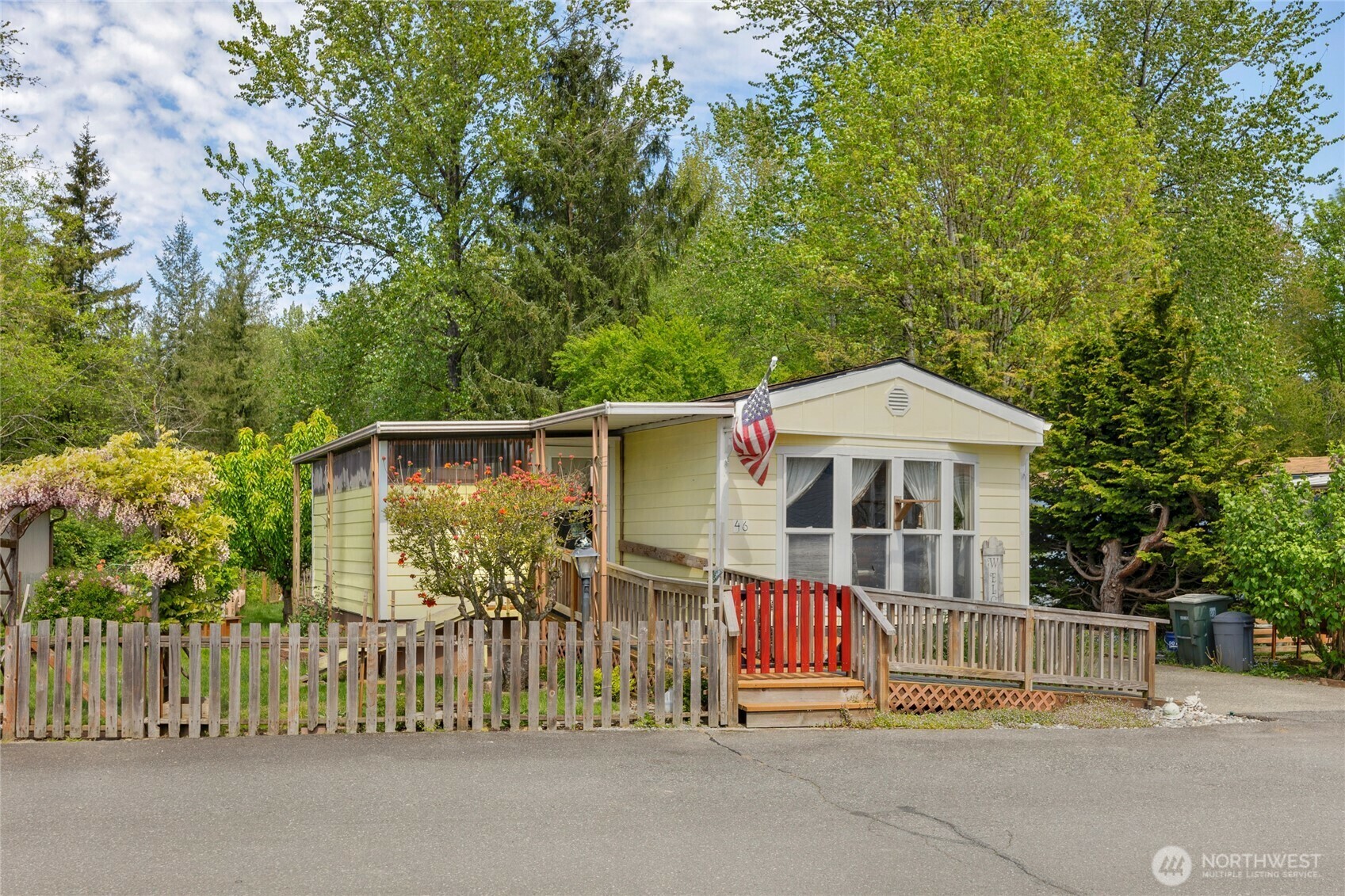 Property Photo: 212 Old Owen Road 46 WA 98294
