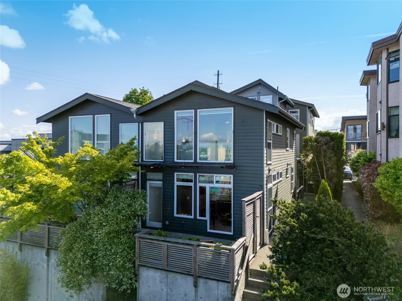 Property Photo: 4802 42nd Avenue SW WA 98116
