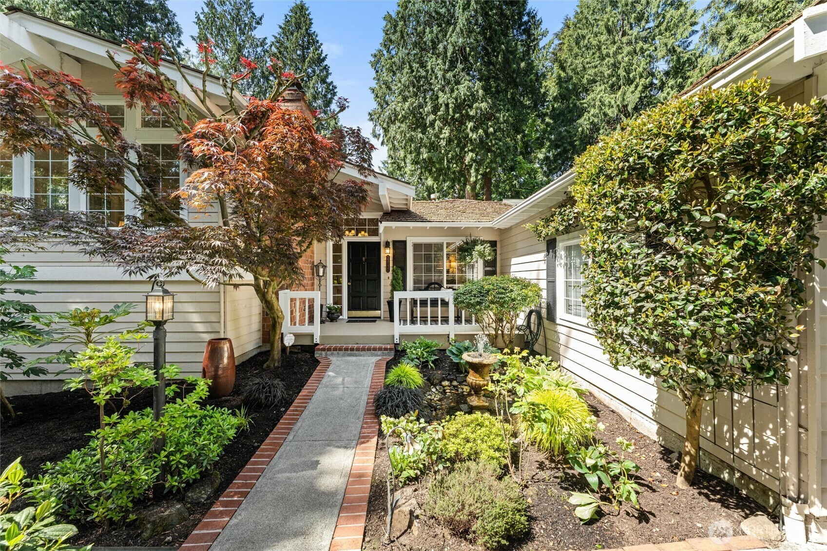Property Photo: 23122 35th Avenue SE WA 98021