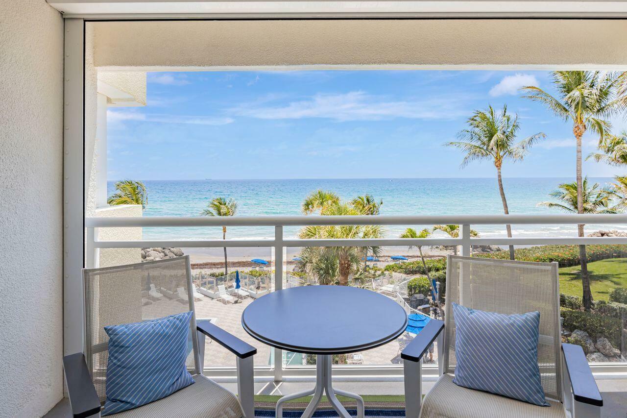 Property Photo: 500 SE 21st Avenue 406 FL 33441