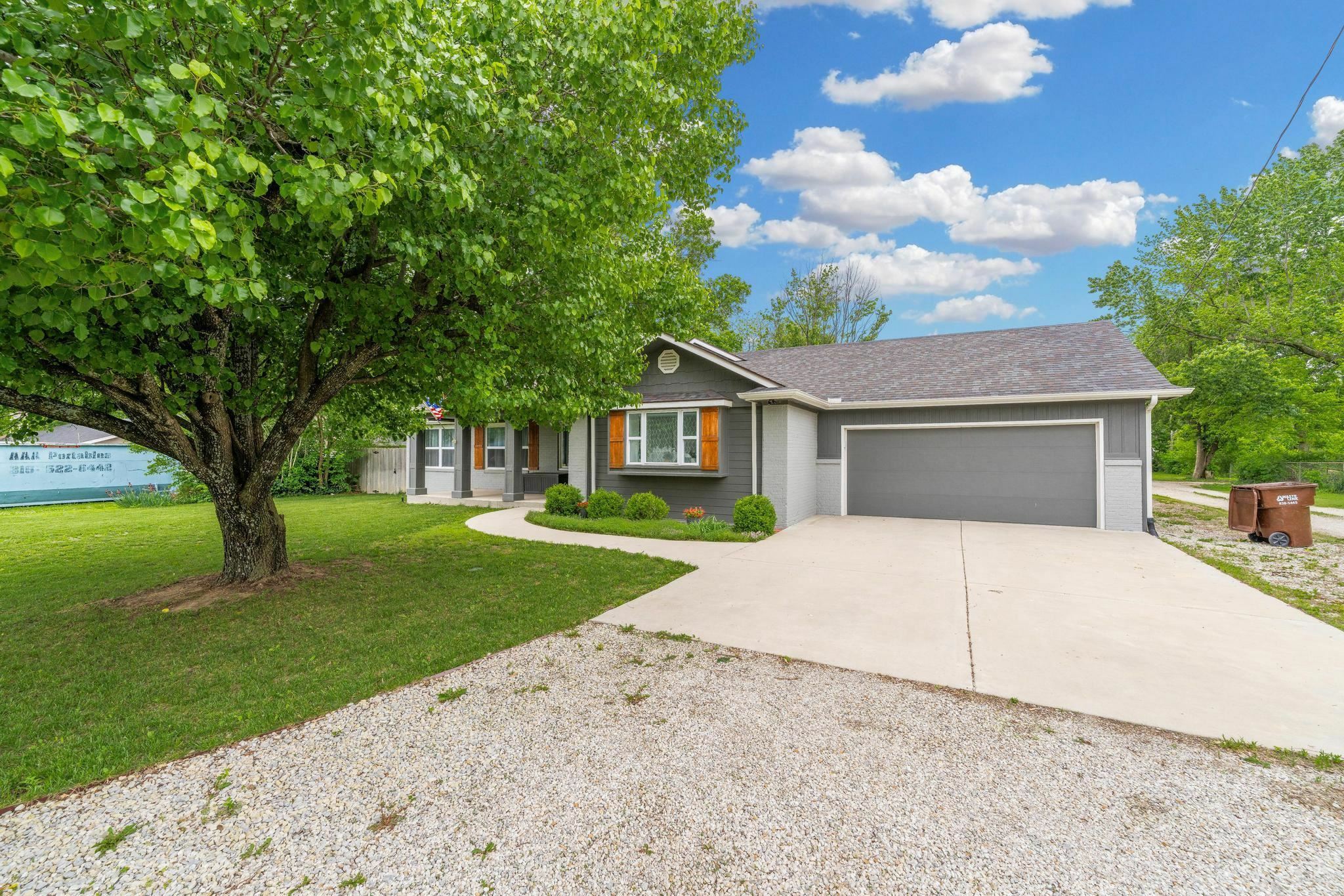 Property Photo: 151 N Jackson Heights St KS 67206