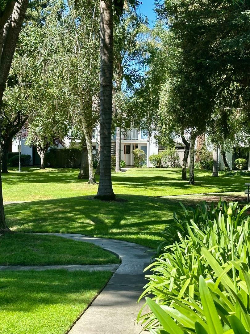 Property Photo:  1055 North Capitol Avenue 17  CA 95133 