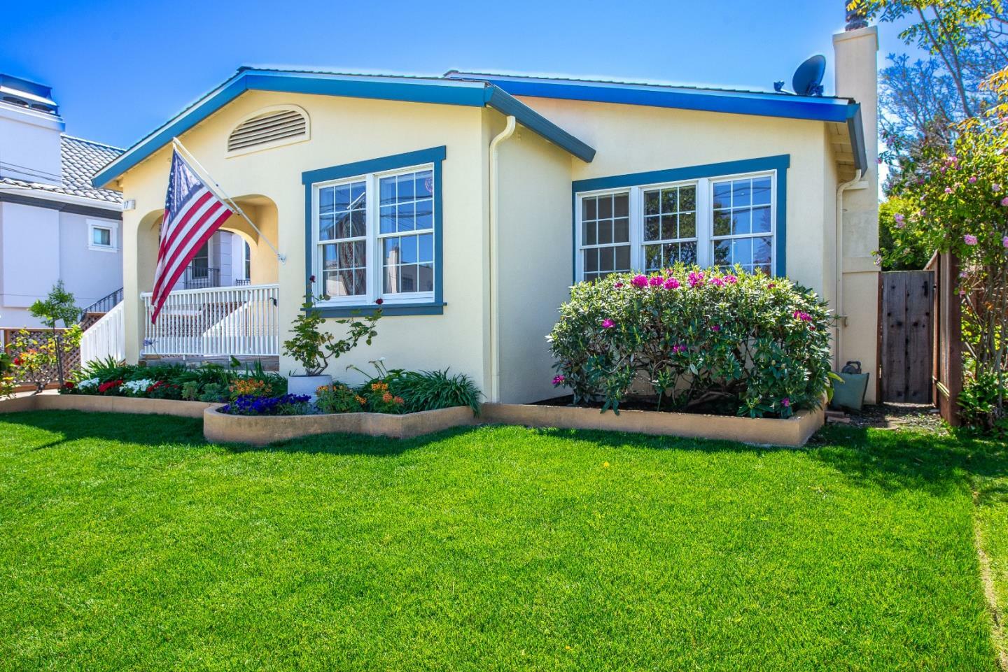 Property Photo: 17 Clarendon Road CA 94010