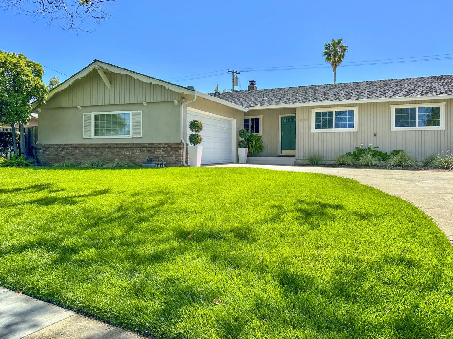 Property Photo: 4686 Englewood Drive CA 95129