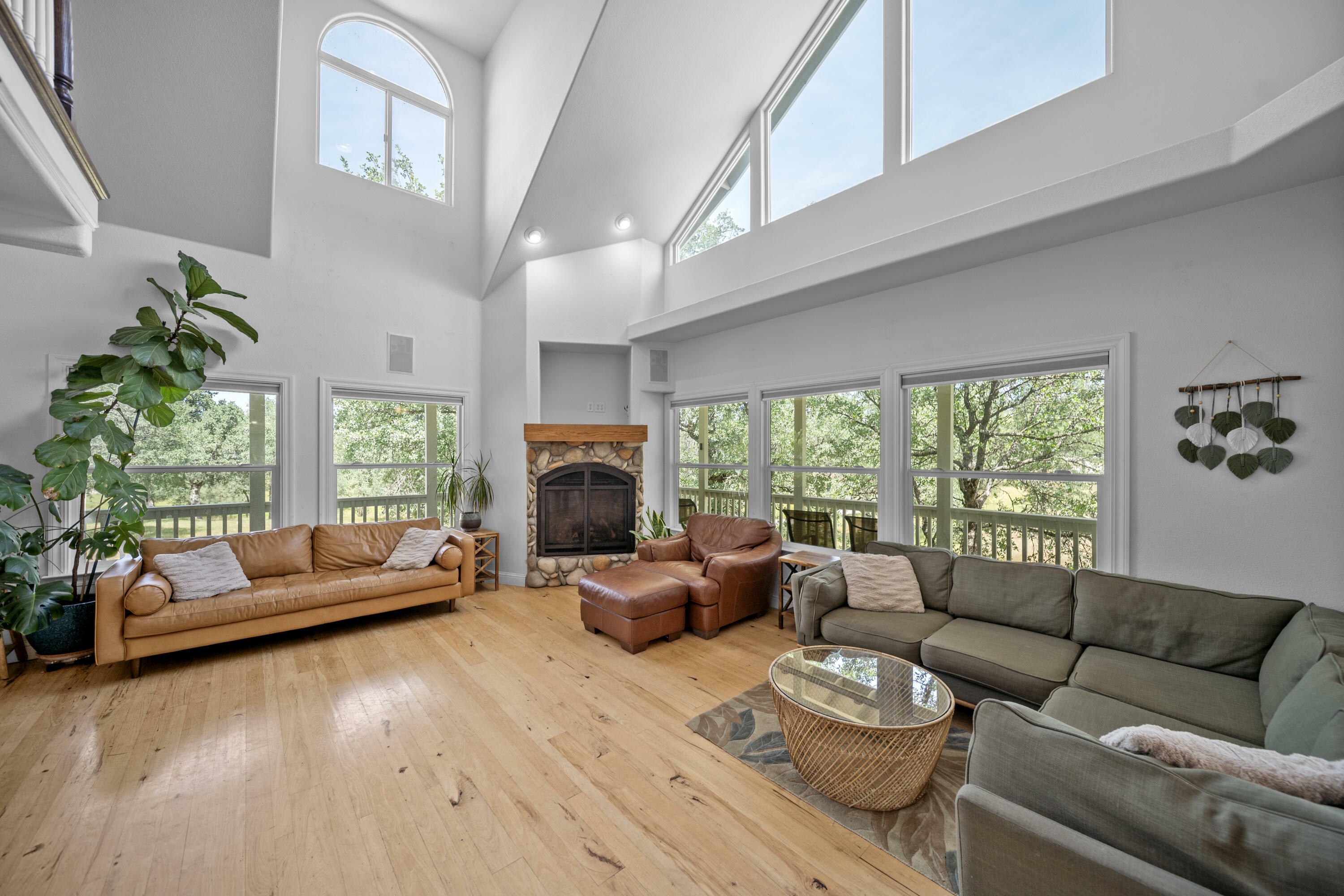 10738 Green Oaks Lane  Redding CA 96003 photo