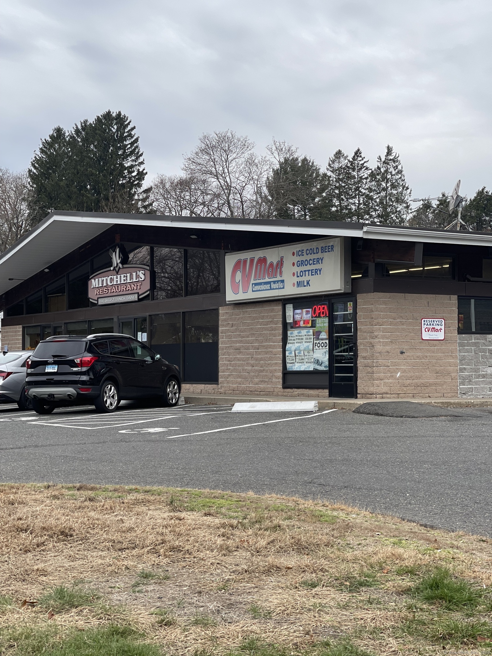 1237 Hartford Turnpike  Vernon CT 06066 photo