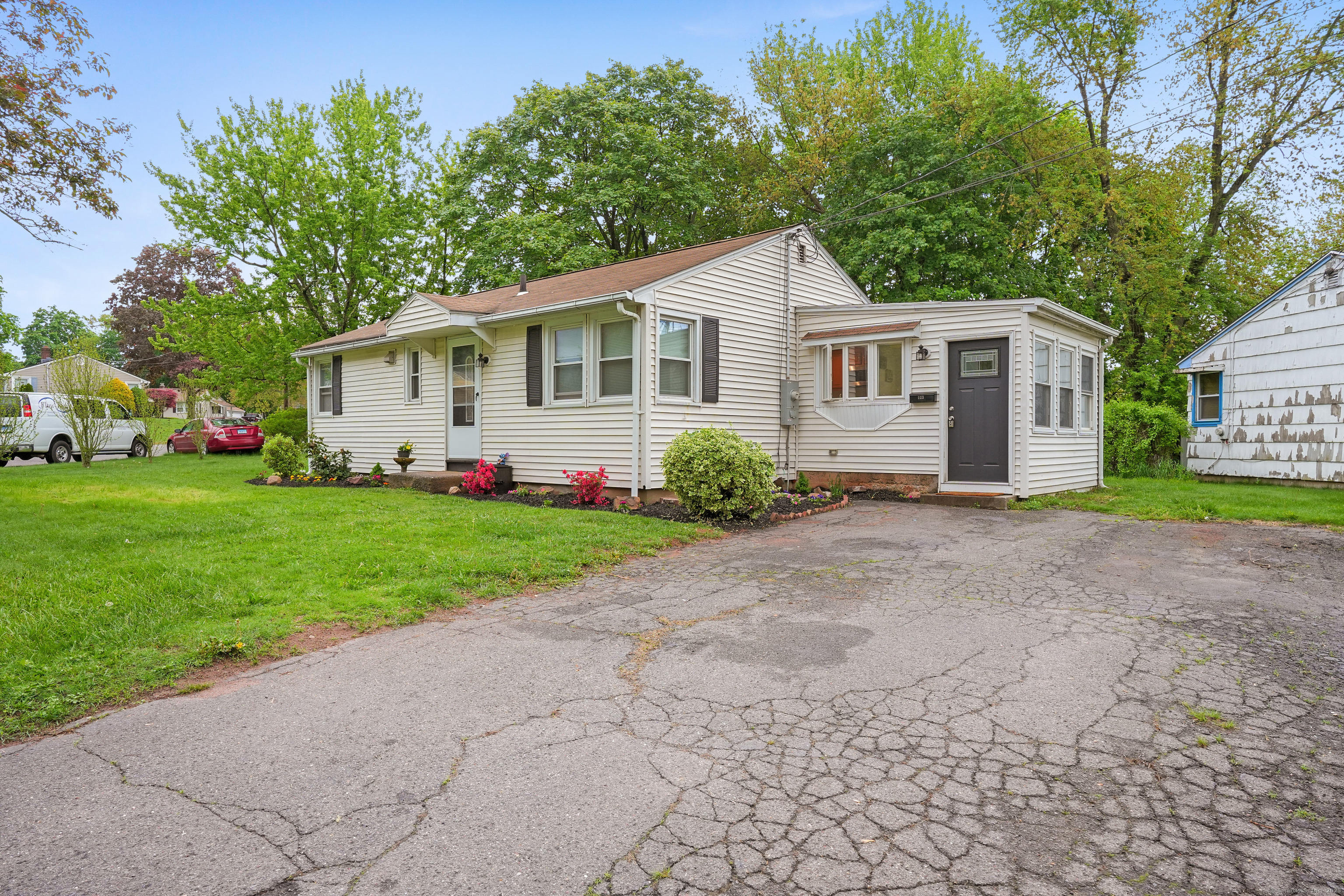 Property Photo: 123 Peters Circle CT 06489