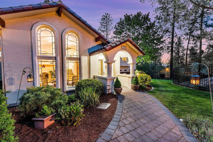 Property Photo: 15918 E Cameron Ct WA 99037