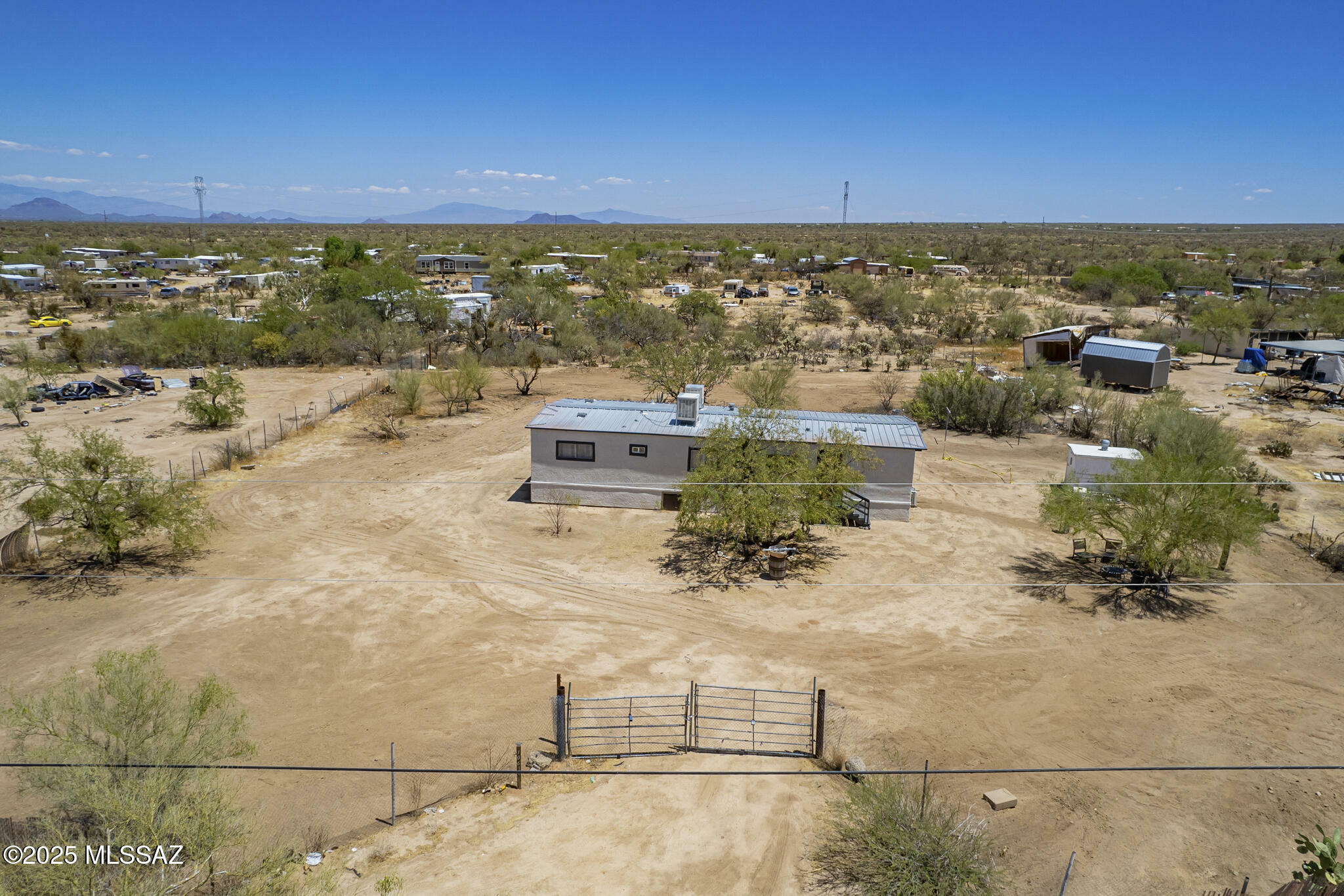 Property Photo: 10619 S Brandywine Lane AZ 85736