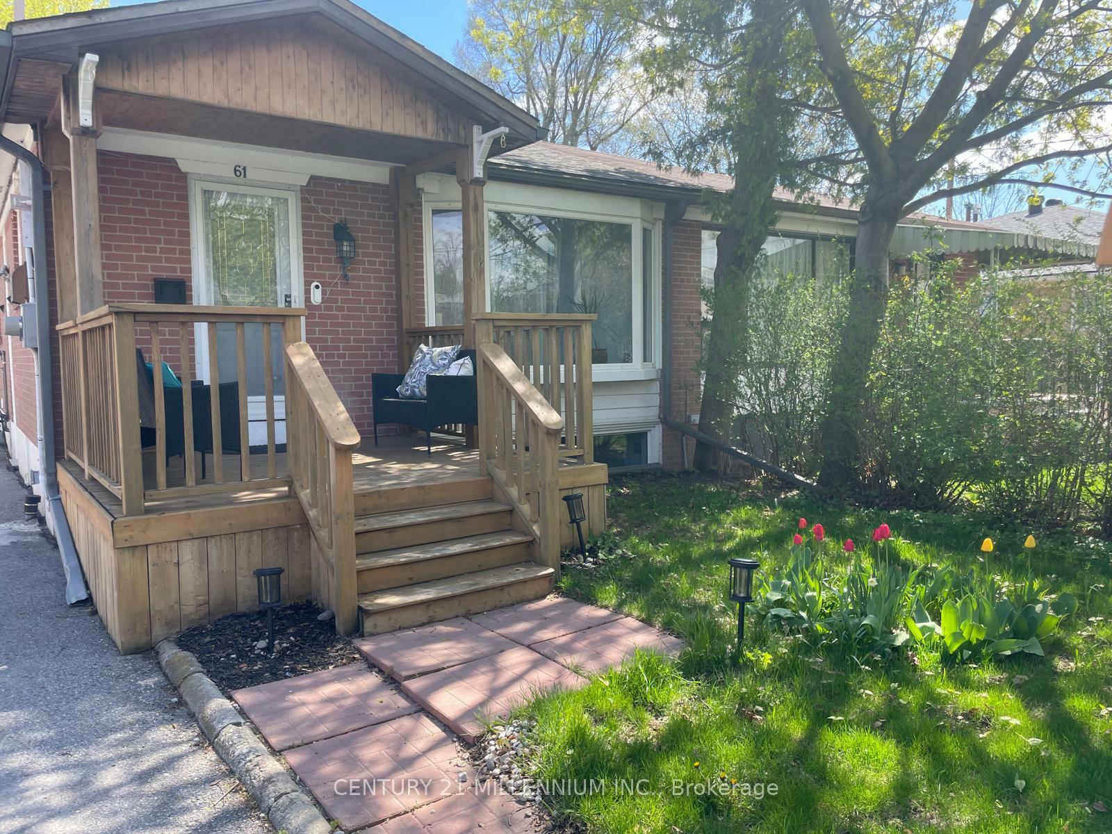 Property Photo: 61 Newlands Avenue ON M1L 1S1
