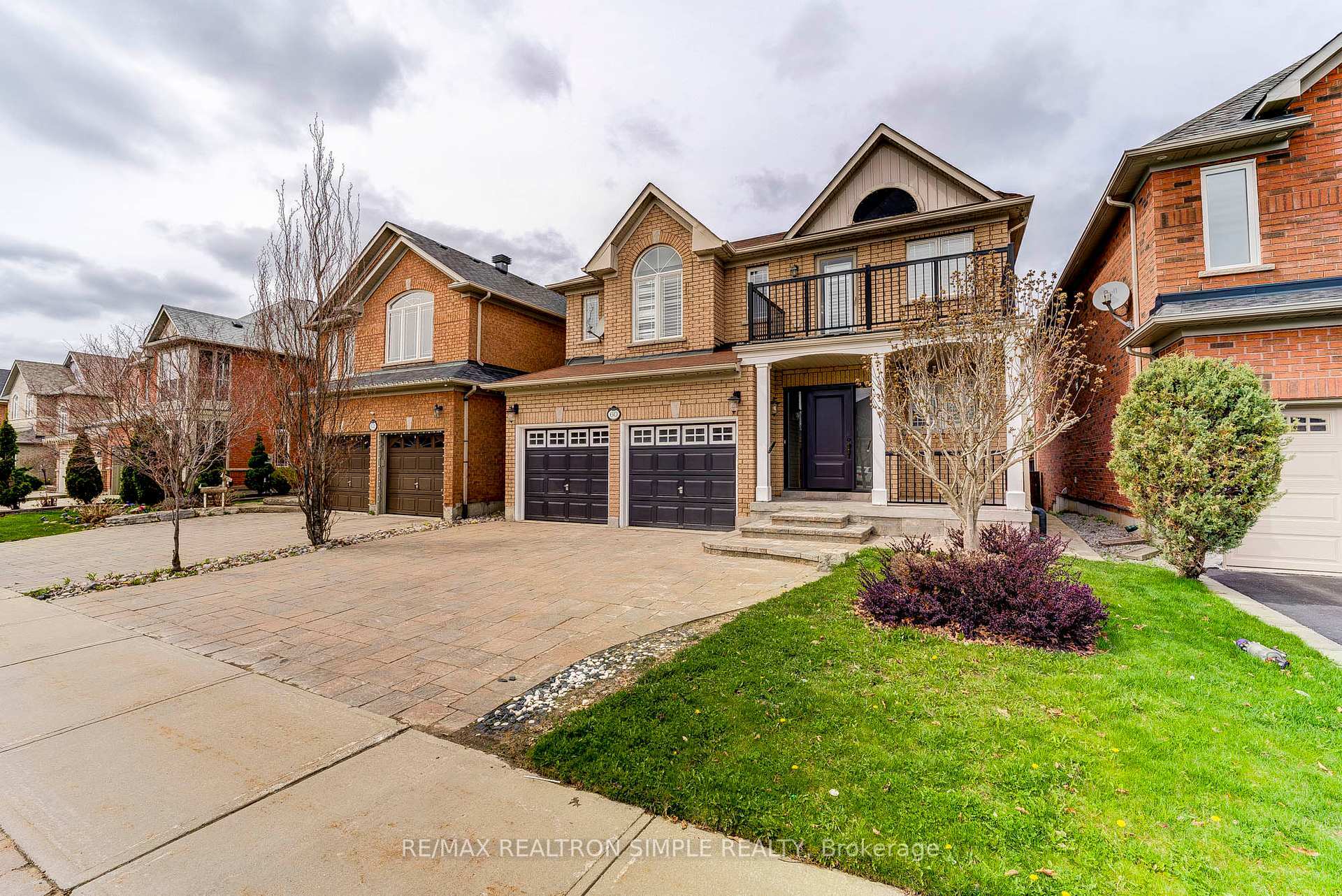 Property Photo: 60 Regatta Avenue ON L4E 4R1
