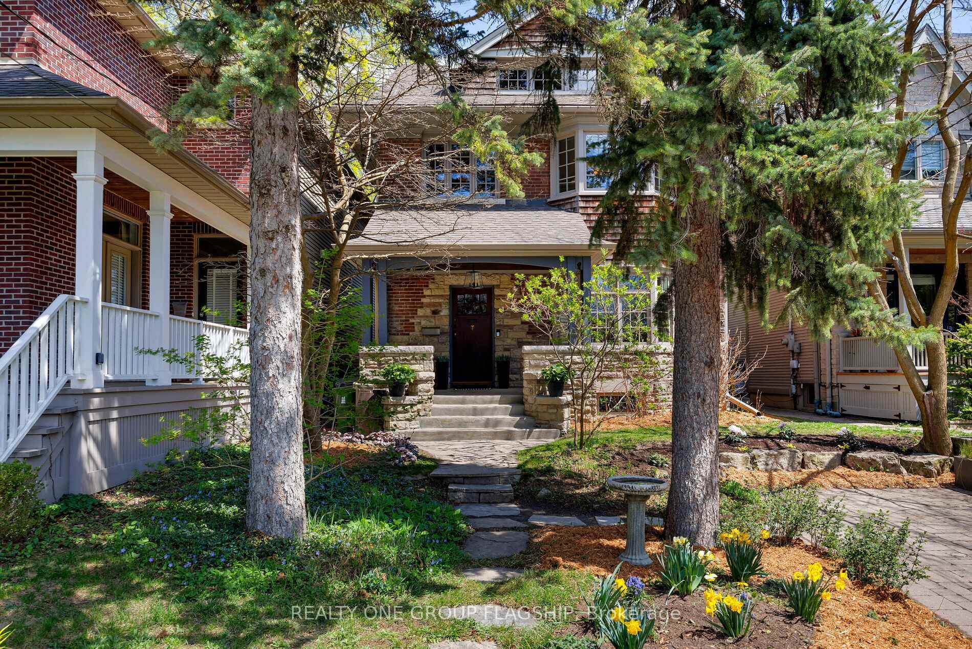 Property Photo: 69 Victoria Park Avenue ON M4E 3S2