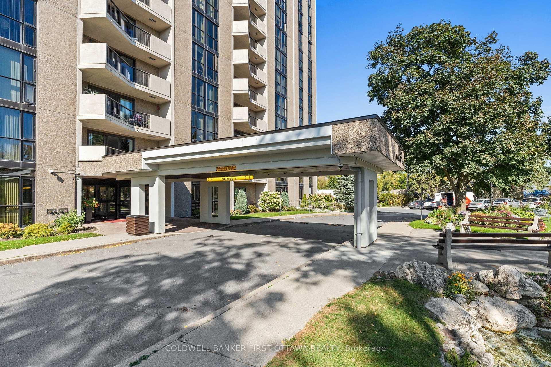 Photo de la propriété: 1025 Richmond Road 607 ON K2B 8G8