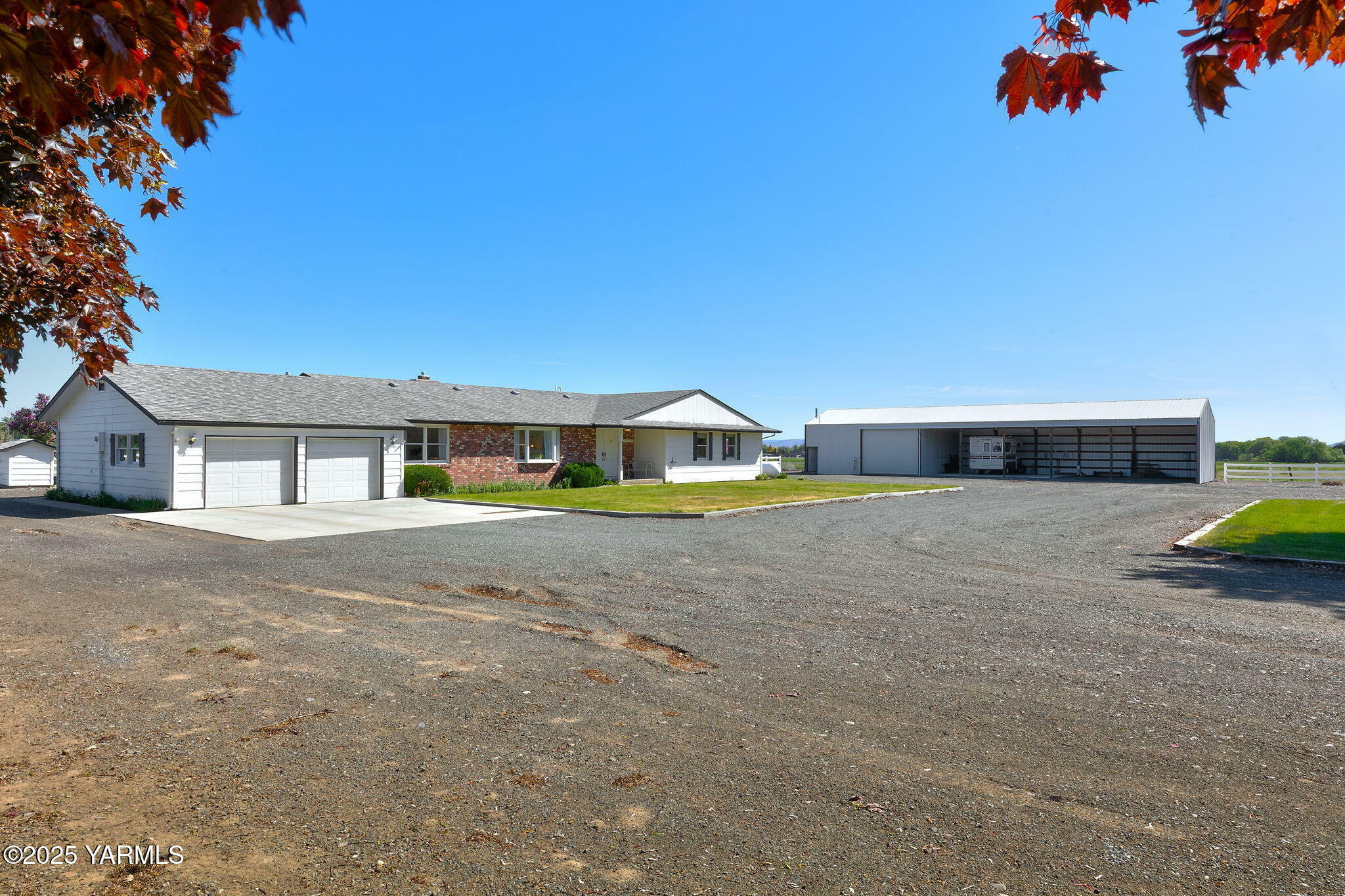 Property Photo: 14221 Rutherford Rd WA 98903