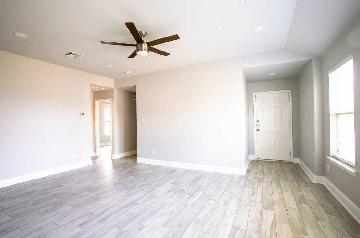 Property Photo: 112 Wildfire Cove TX 78610