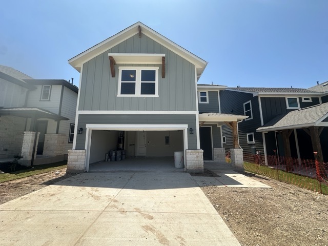 Property Photo: 256 Denali Way TX 78620