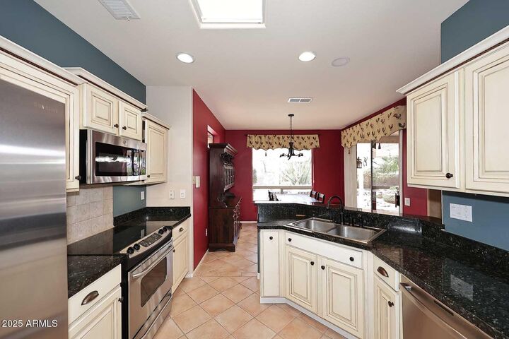 Property Photo:  17630 N Somerset Drive  AZ 85374 