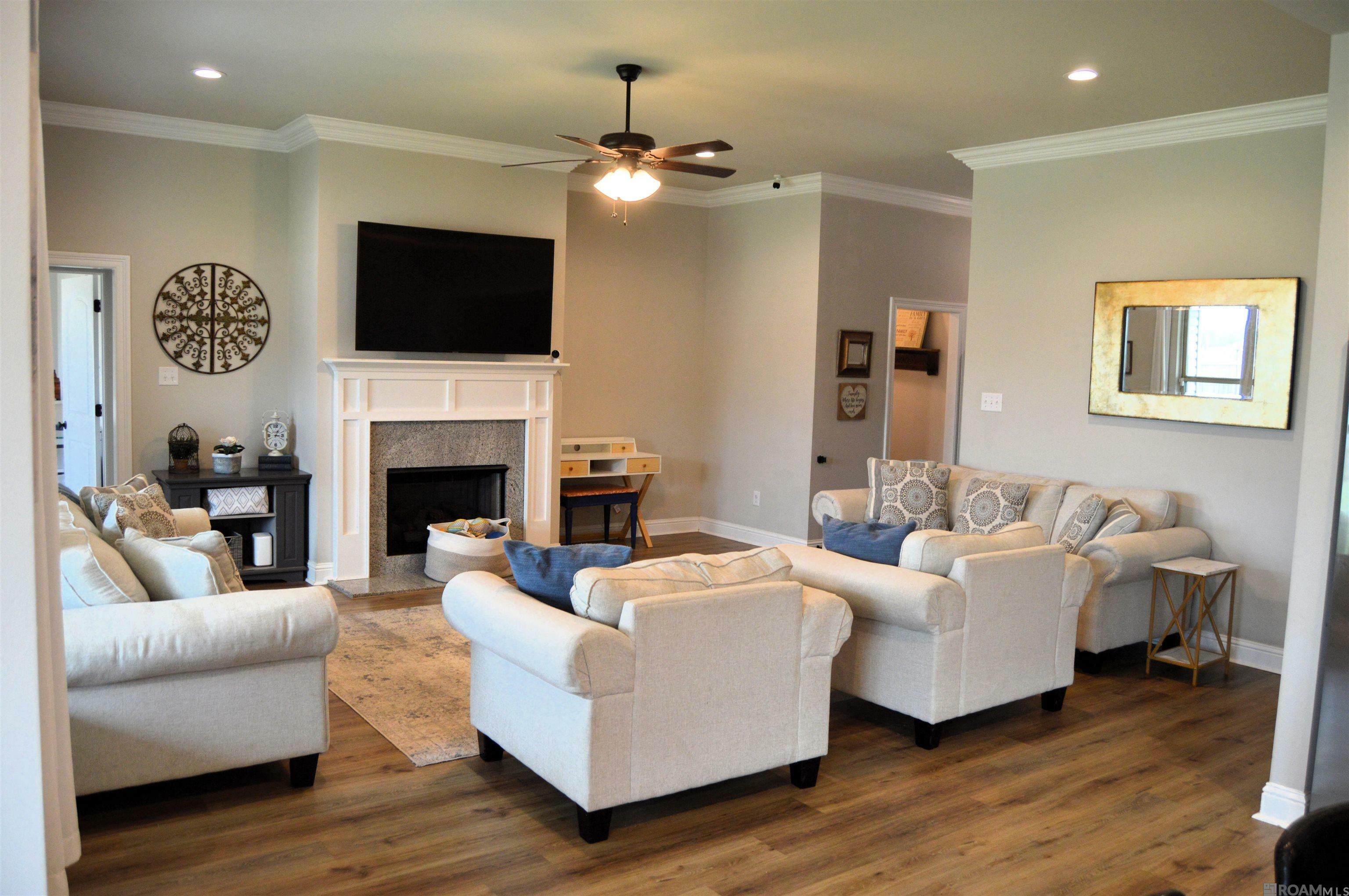 Property Photo: 11882 Wildebeest Ridge Dr LA 70726