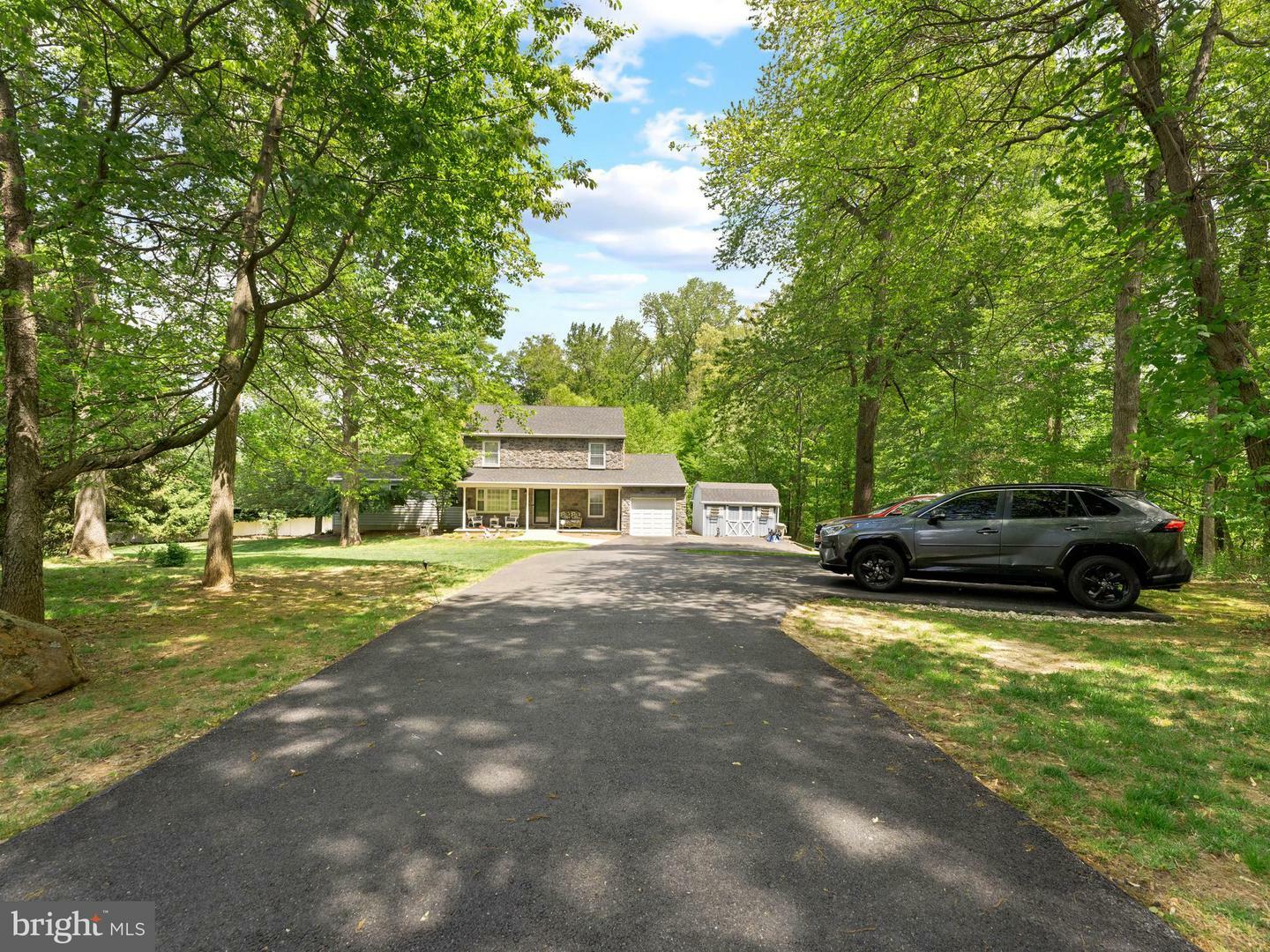Property Photo: 41 Dogwood Lane PA 19014