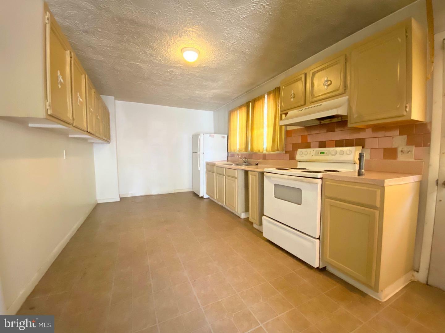 Property Photo: 8690 Fairground Road MD 20611