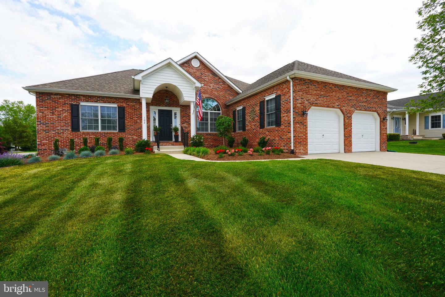 Property Photo: 102 Morgan Way DE 19968