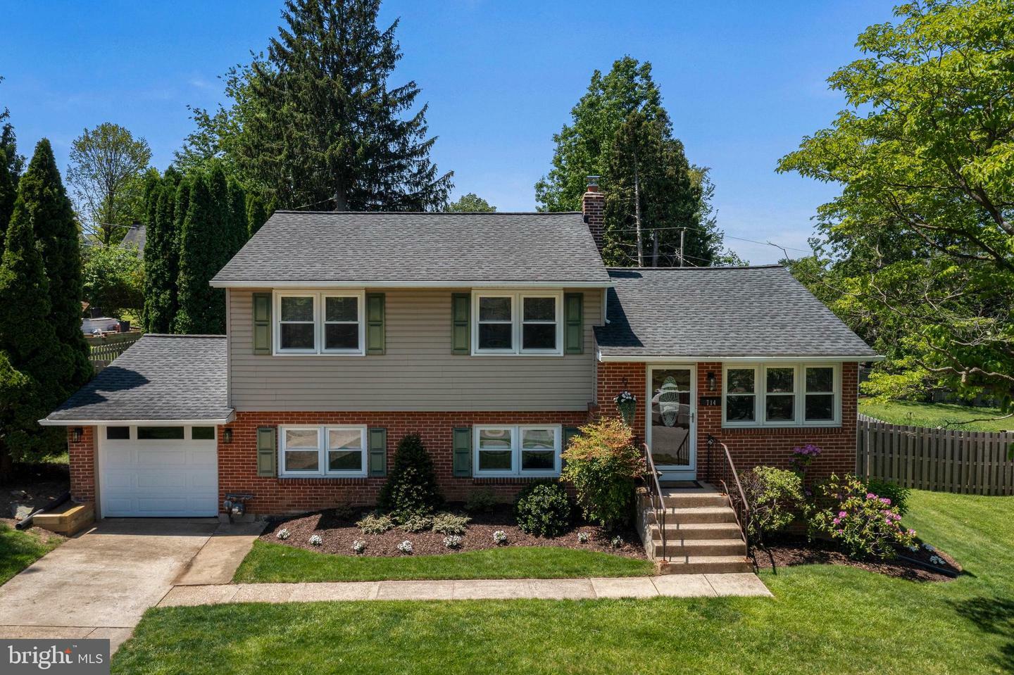 714 Meredith Street  Kennett Square PA 19348 photo