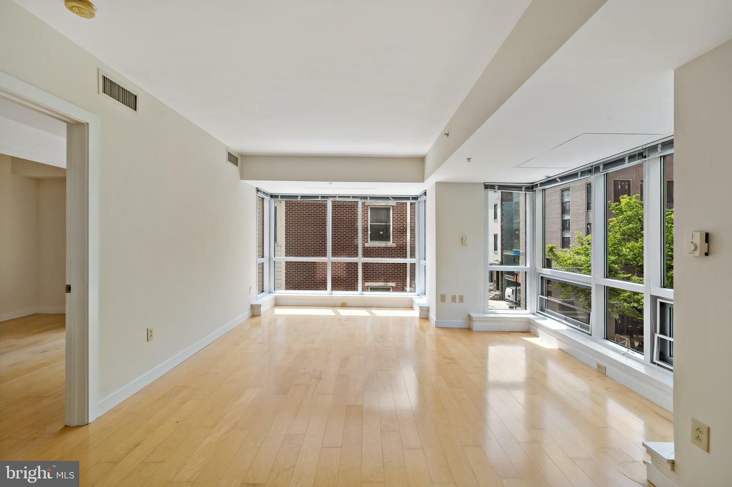 Property Photo: 1034 Spruce Street 301 PA 19107