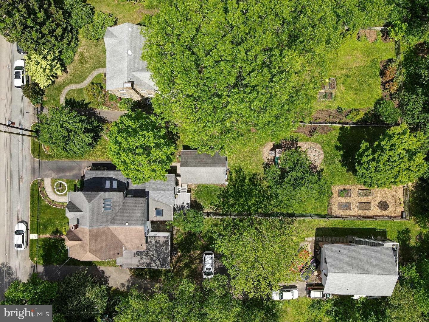 Property Photo: 209 Riverview Road PA 19081