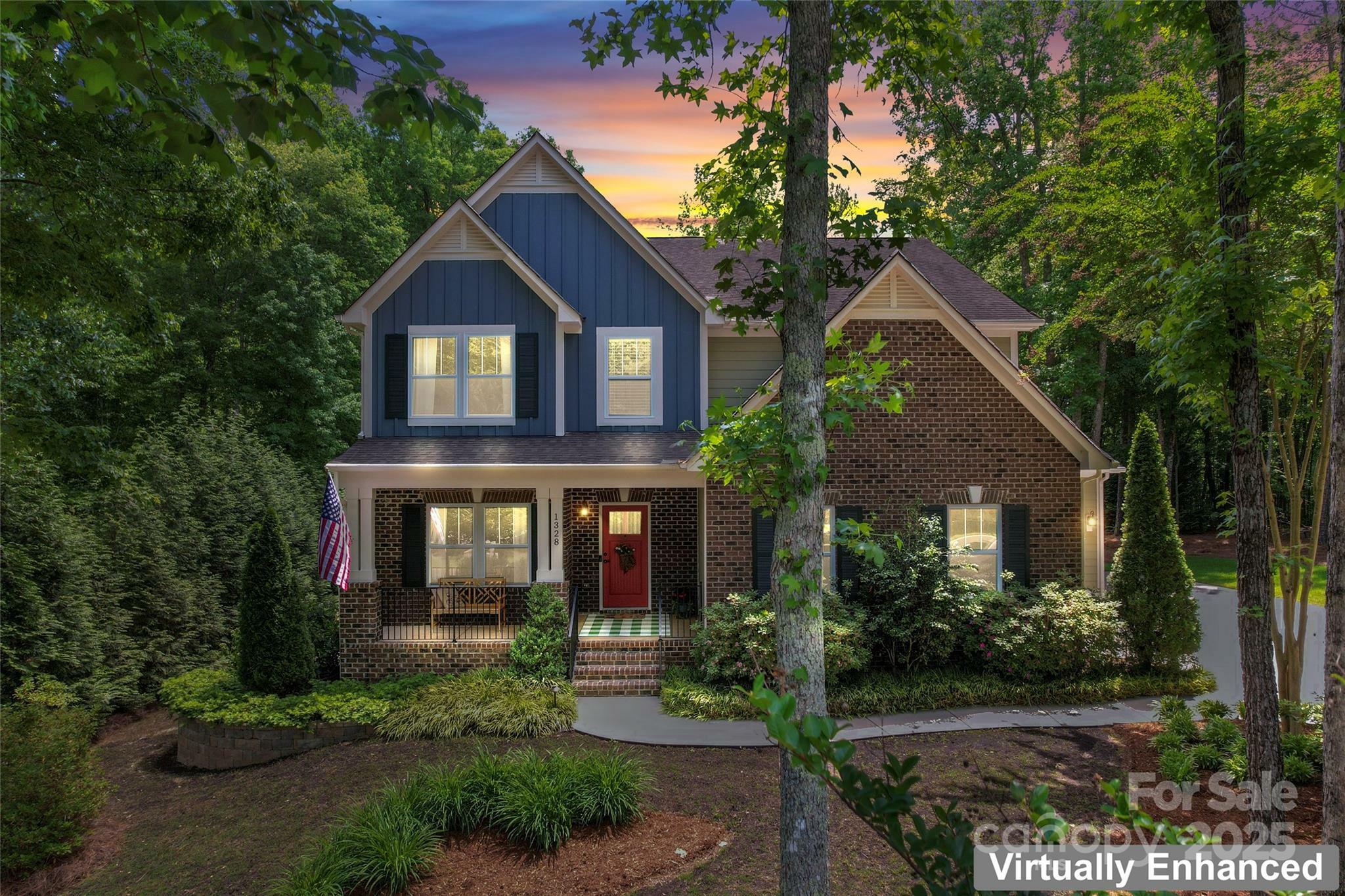 Property Photo: 1328 Huntcliff Drive NC 28173