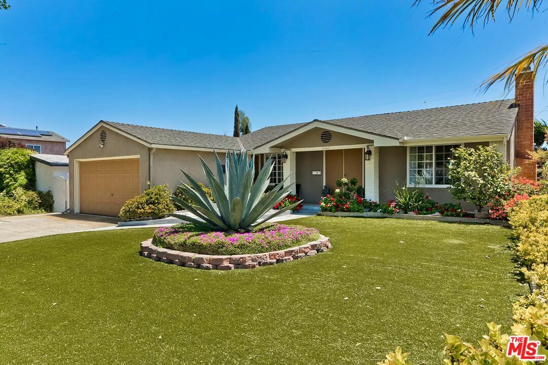 7150 W 91st St  Los Angeles CA 90045 photo