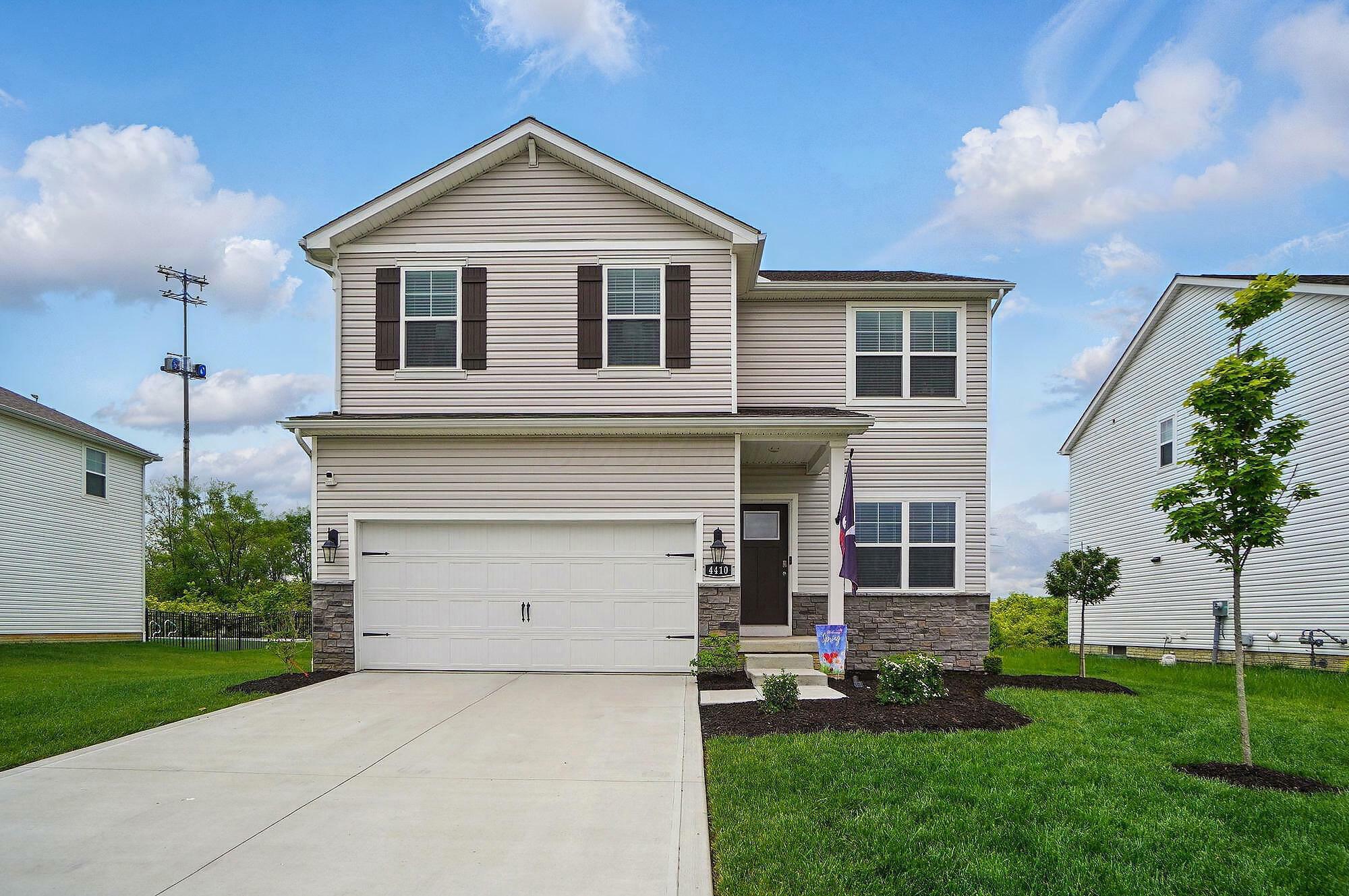 4410 Holstein Drive  Columbus OH 43207 photo