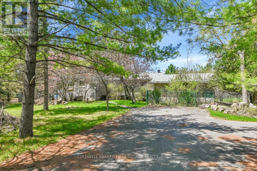 Property Photo: 135 Manion Road ON K0A 1L0