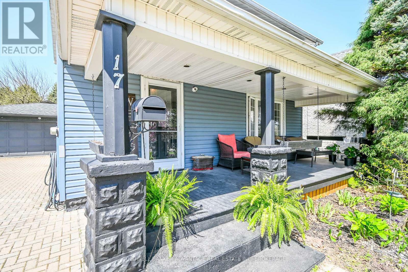 Property Photo: 17 Port Robinson Road ON L0S 1E0