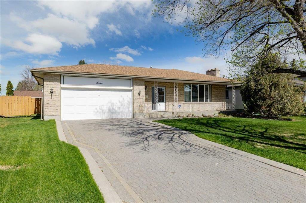 7 John Taylor Place  Winnipeg MB R2K 3X1 photo