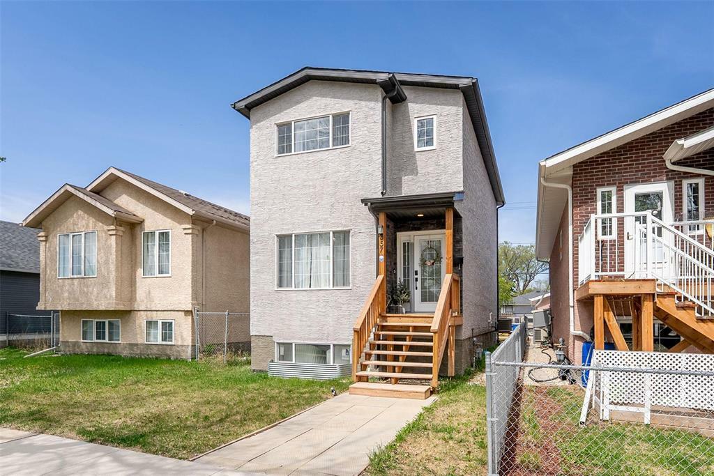 Photo de la propriété: 357 Melrose Avenue West MB R2C 1N9