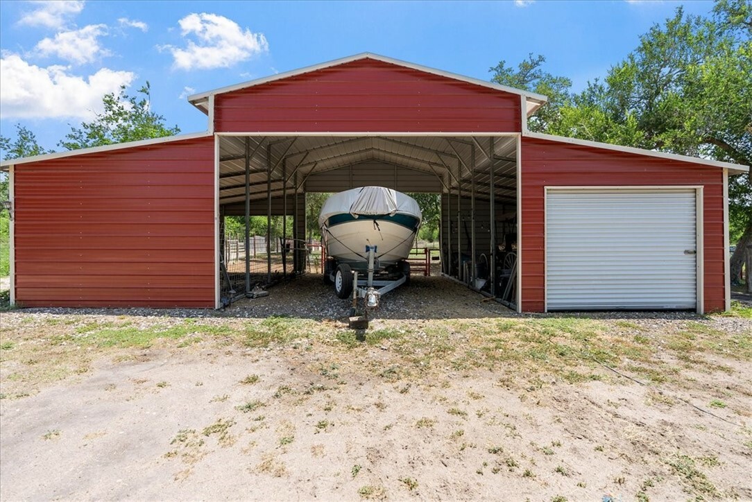 Property Photo: 6154 County Road 97A TX 78383