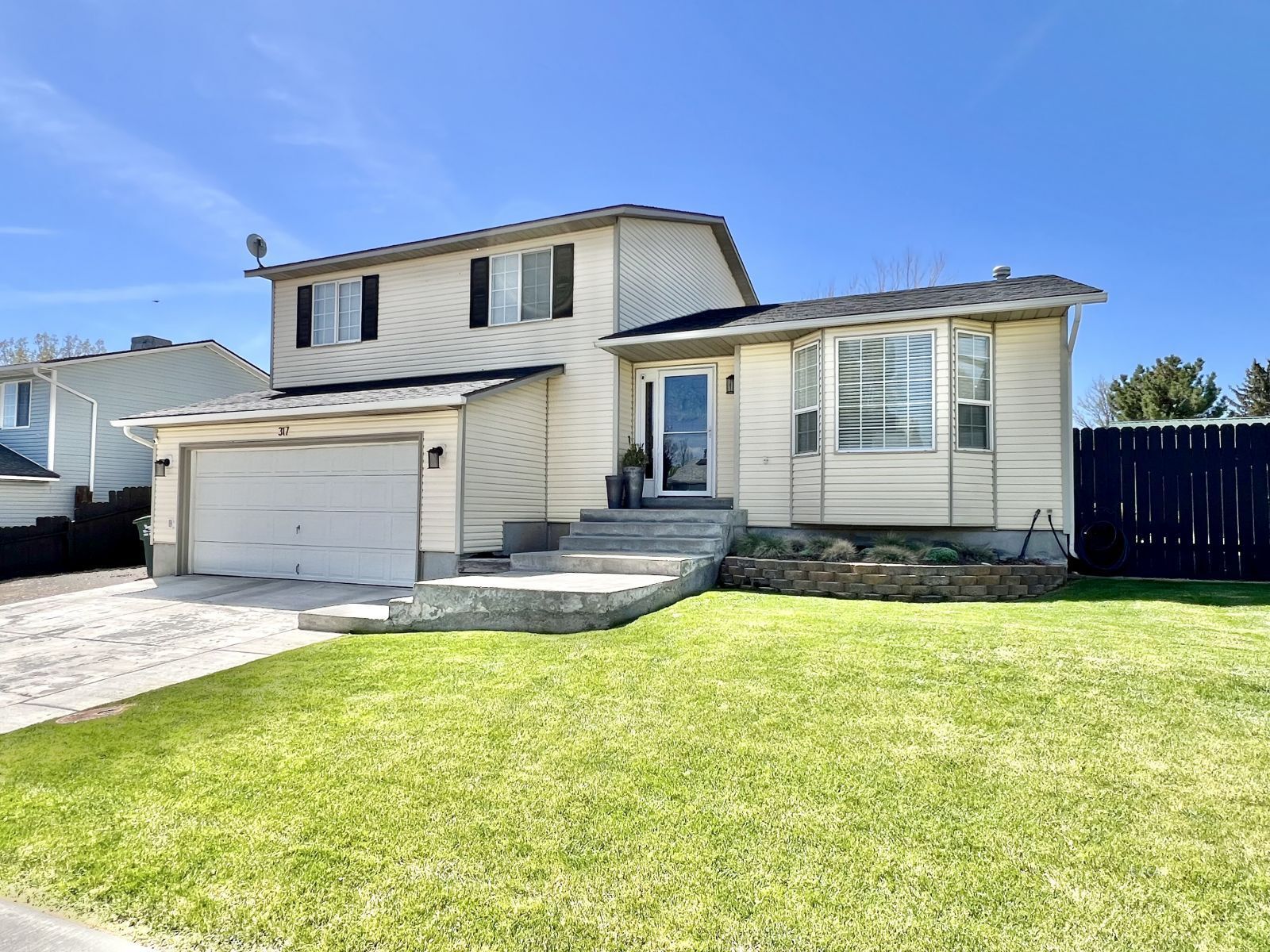 Property Photo:  317 Forest Lane  NV 89801 