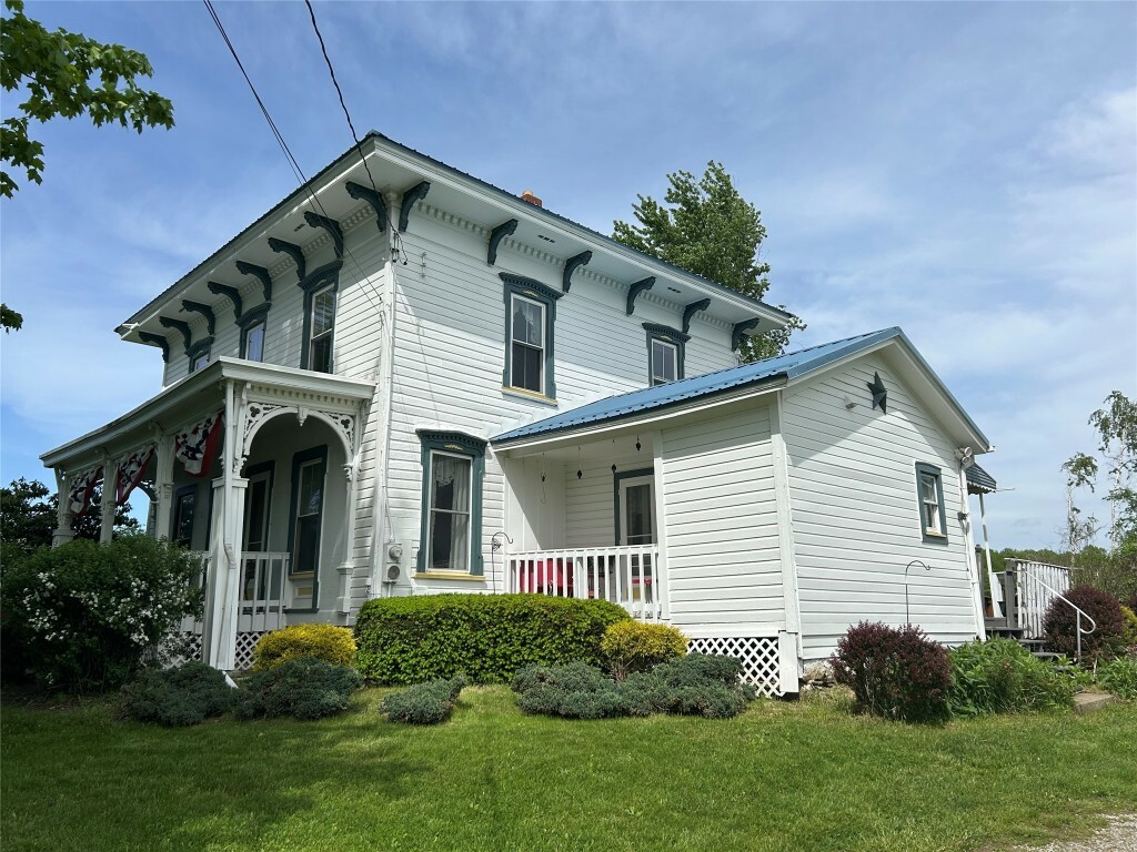 Property Photo: 8682 Church Road PA 16424