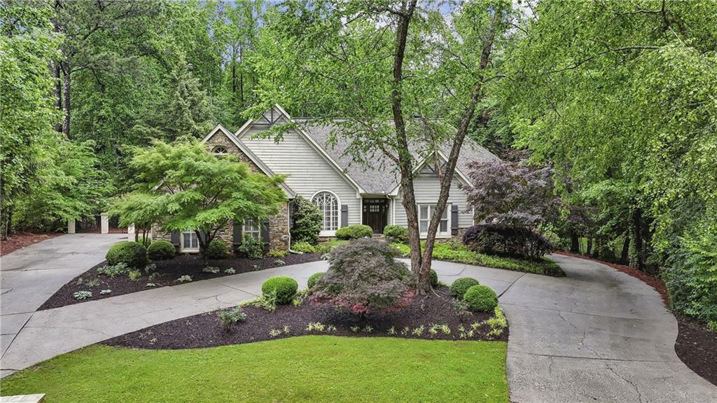 905 Brooksglen Drive  Roswell GA 30075 photo