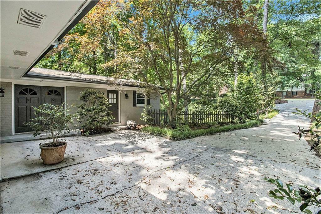 Property Photo:  6590 Williamson Drive NE  GA 30328 