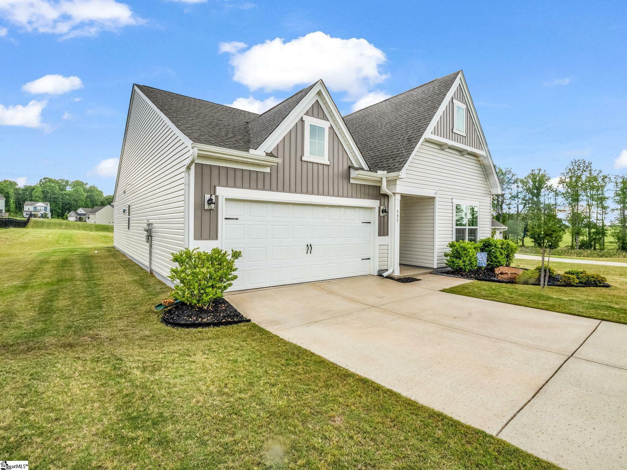 Property Photo: 595 New Cut Meadows Road SC 29349