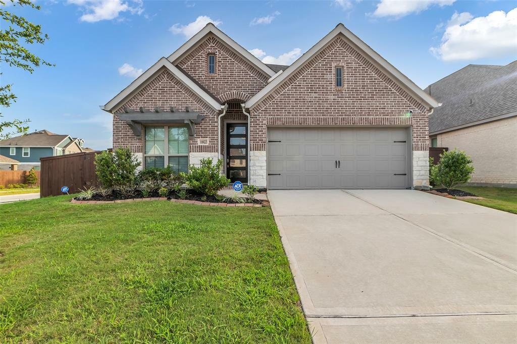 Property Photo: 11822 Radura Road TX 77346