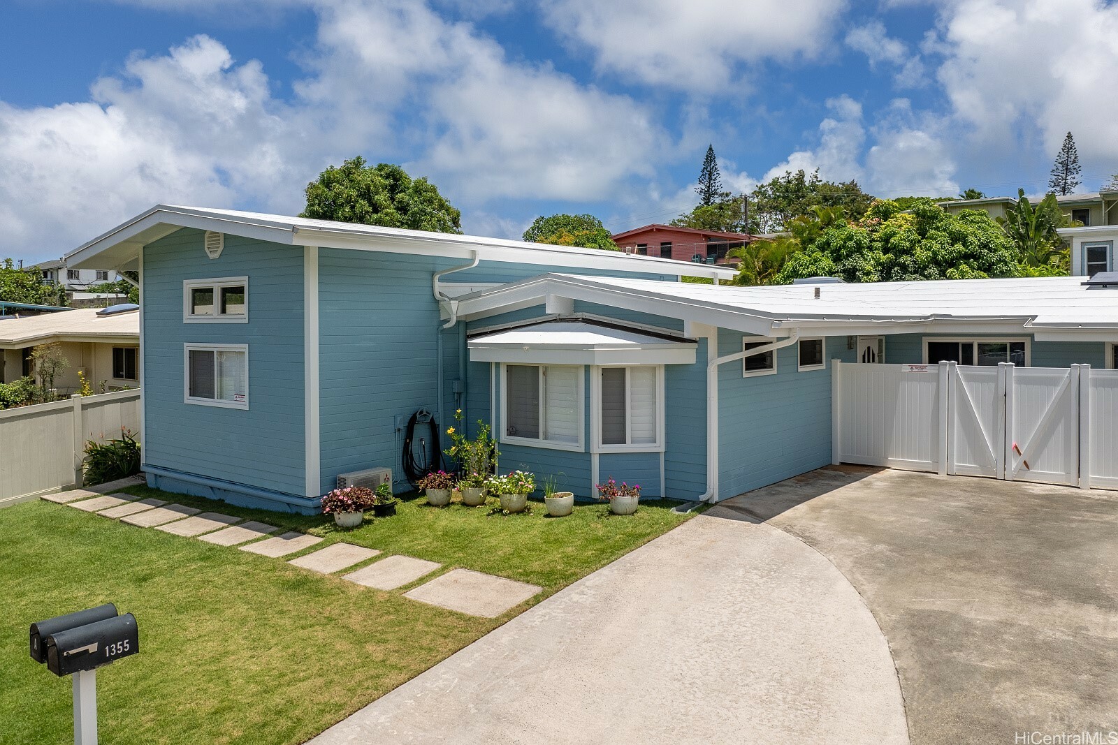 1355 Manu Mele Street #A  Kailua HI 96734 photo