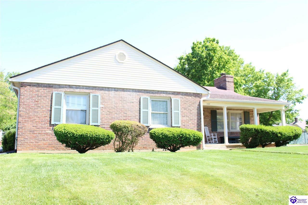 Property Photo: 309 SW Churchill Court KY 42701