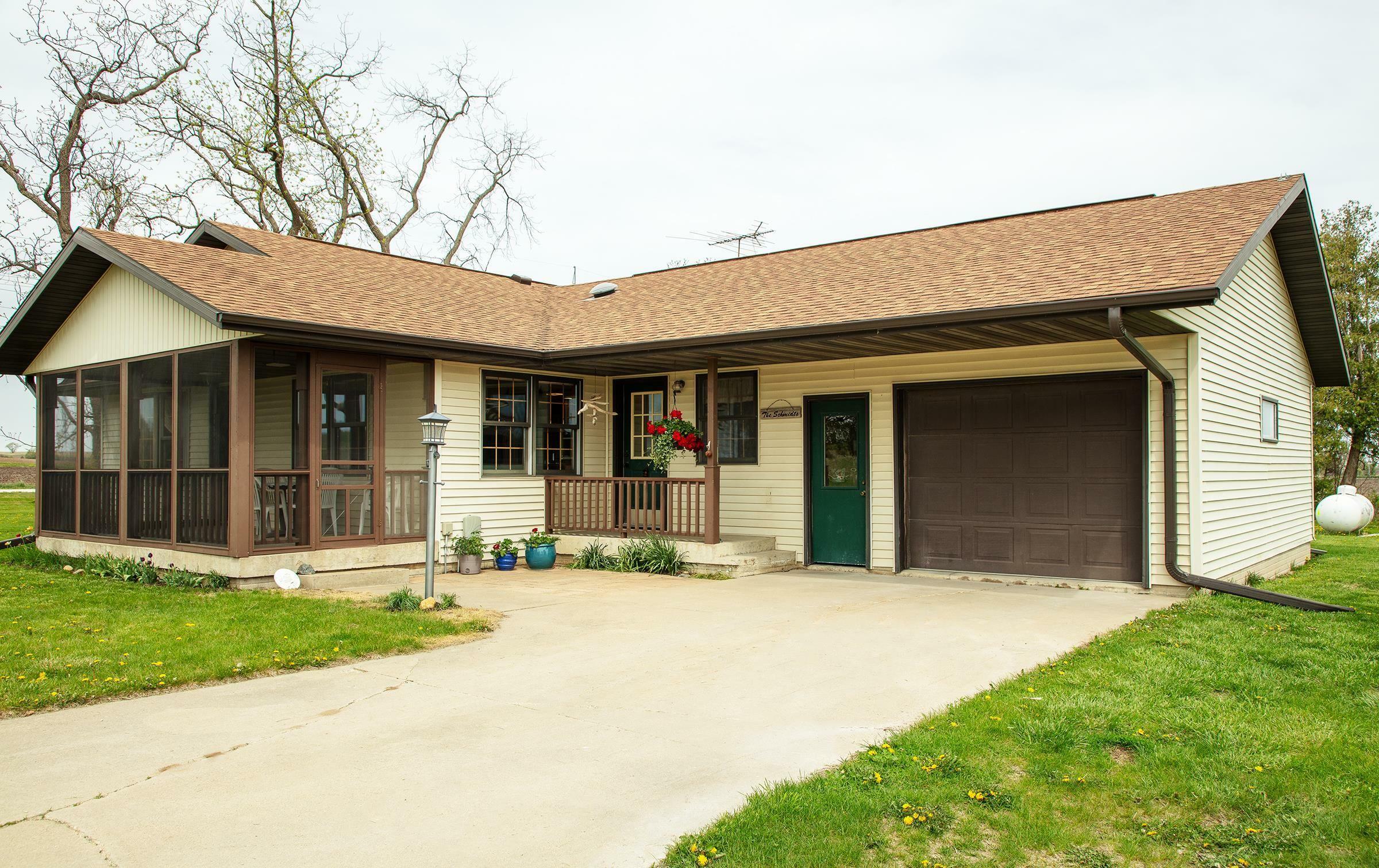 13696 Ivy Avenue  Greene IA 50636 photo