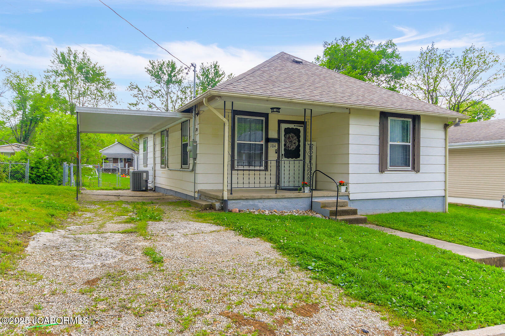 104 N Lincoln Street  Jefferson City MO 65101 photo