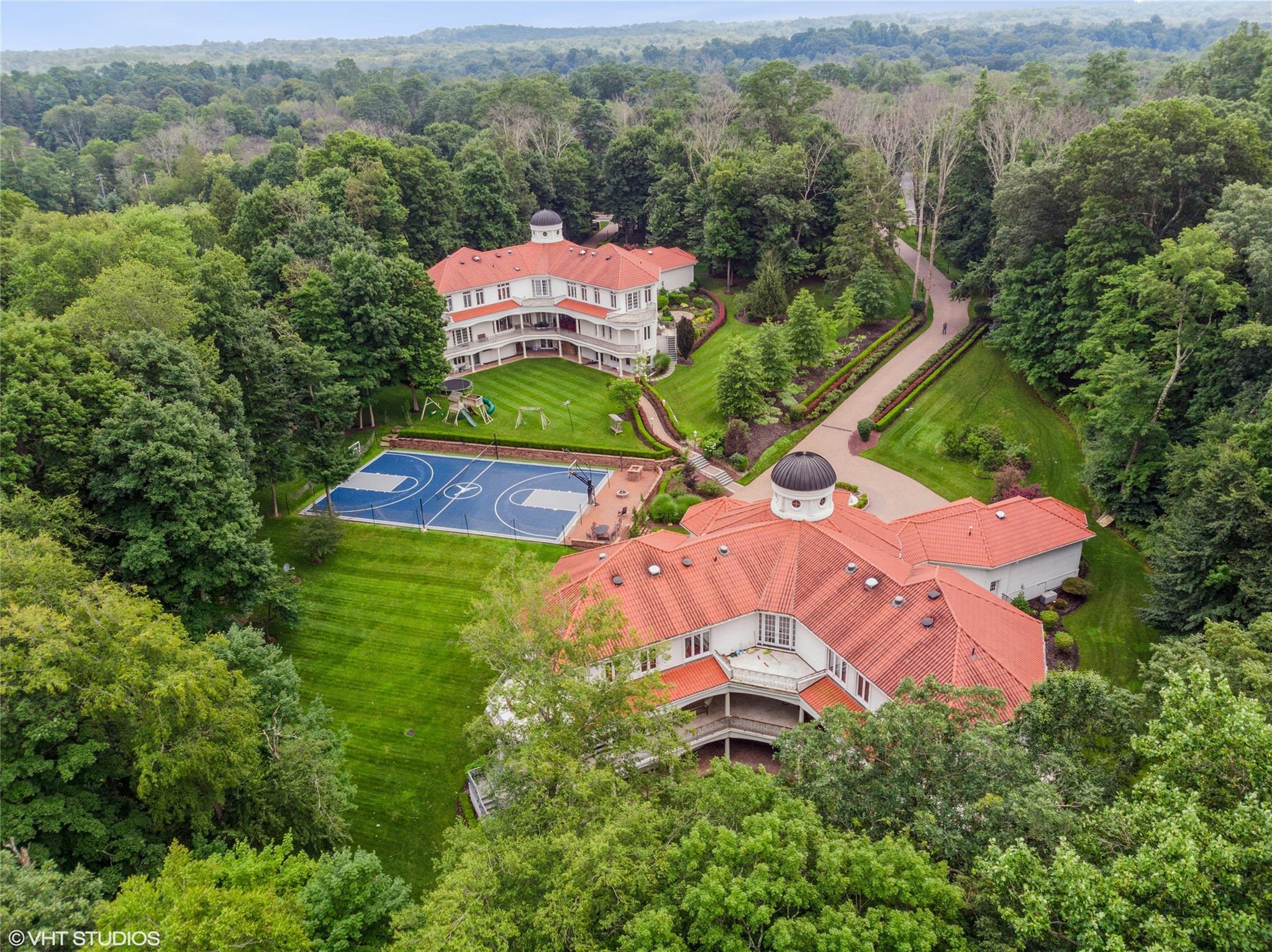 Property Photo:  652 Haverstraw Road  NY 10901 