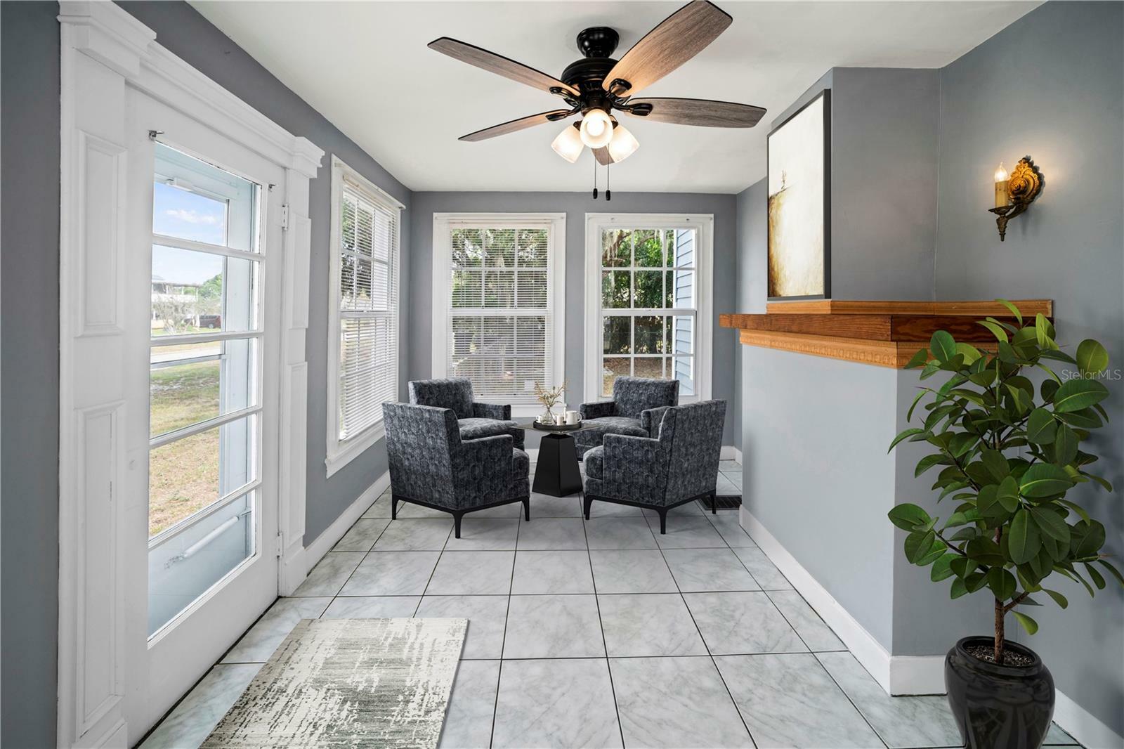 Property Photo: 1400 Florida Avenue FL 34769